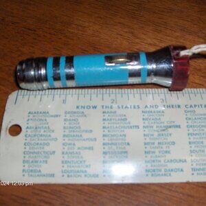 Hipco Flashlight Measures App. 3 3/8" Vintage, Works Great!